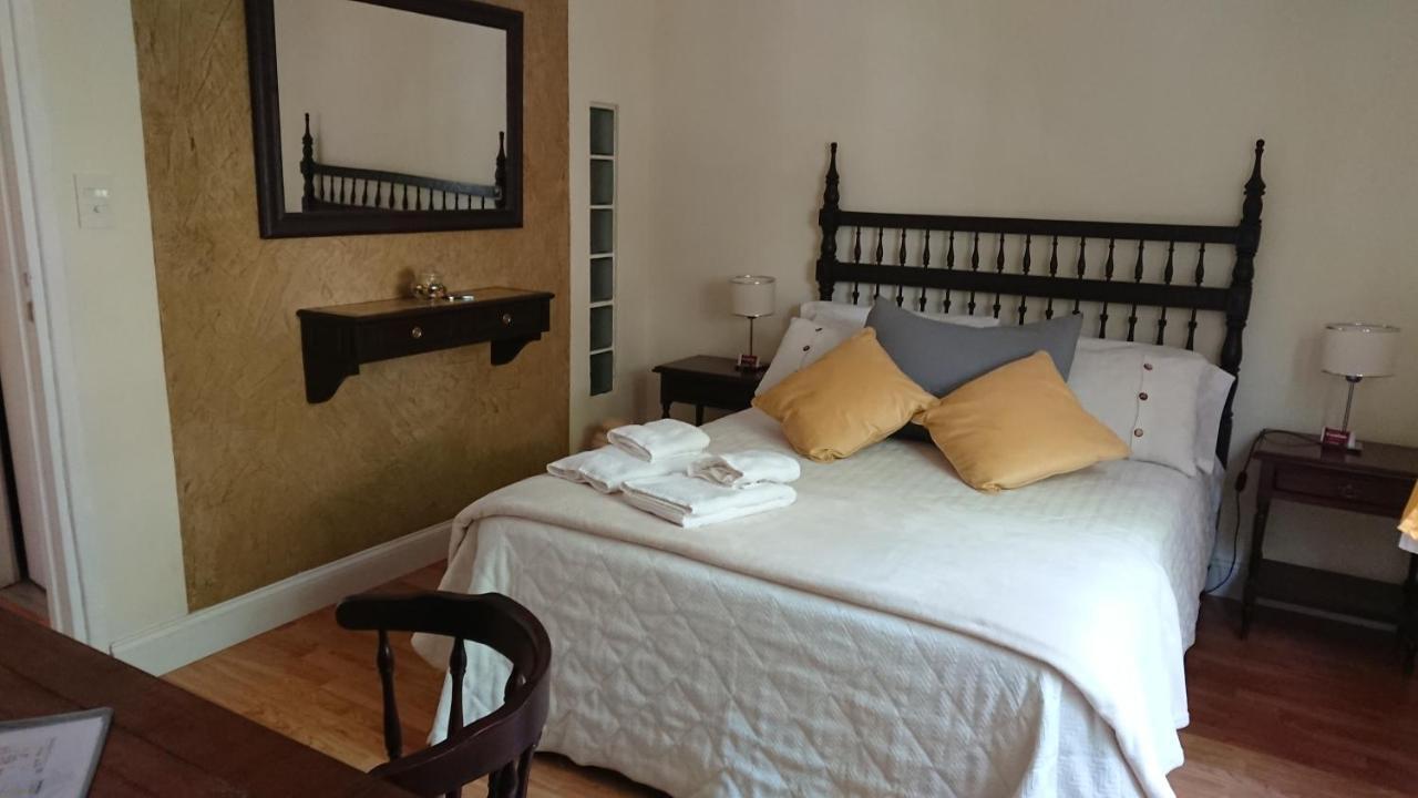 Excelente Departamento Con Balcon A La Calle Sobre Avenida บัวโนสไอเรส ภายนอก รูปภาพ
